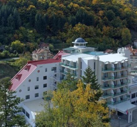 Луковска баня - хотел Bela Jela 4* - Трети март