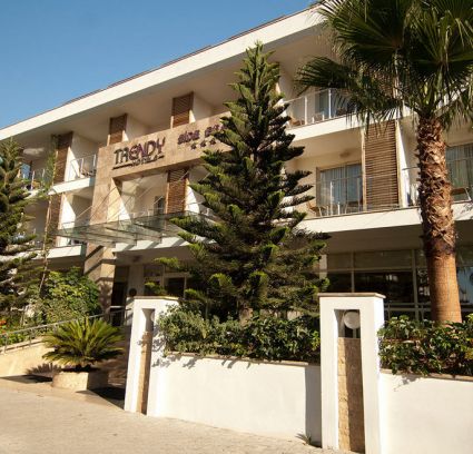 TRENDY SIDE BEACH
