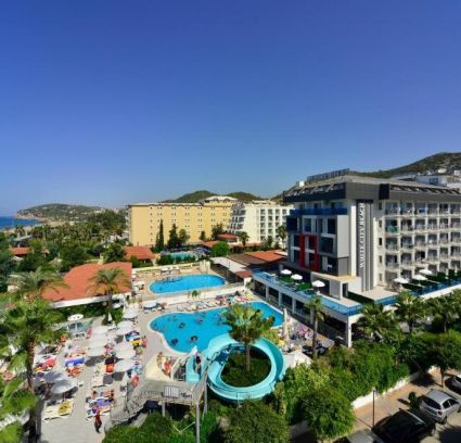 White City Beach Hotel