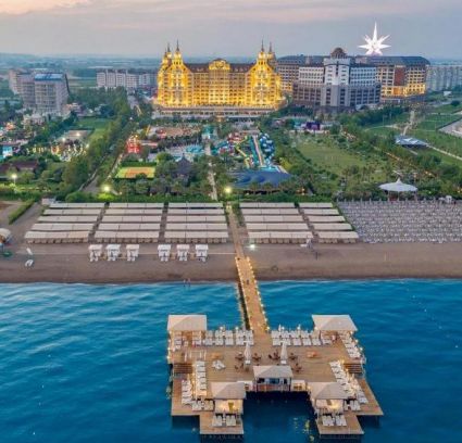 Royal Holiday Palace