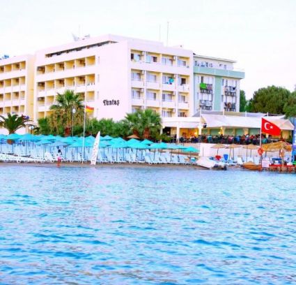 Tuntas Beach Hotel Altinkum