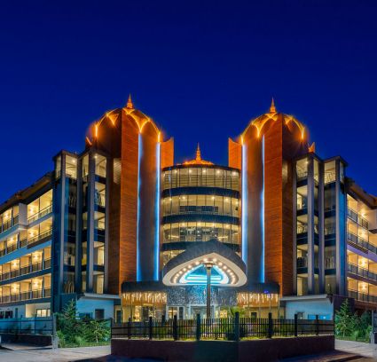 Arnor De Luxe Hotel & Spa