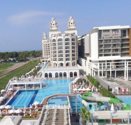 Jadore Deluxe Hotel & Spa