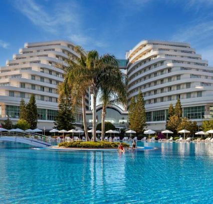 Miracle Resort Hotel