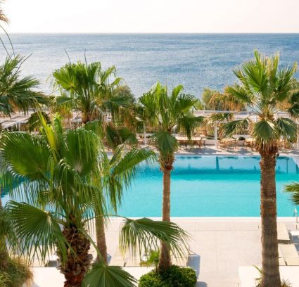 KAMARI BEACH SANTORINI