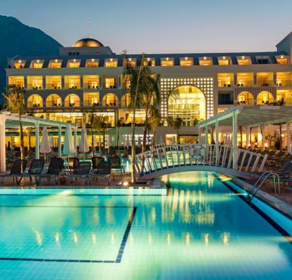 KARMIR RESORT & SPA