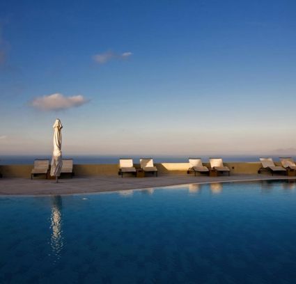 MAJESTIC HOTEL SANTORINI