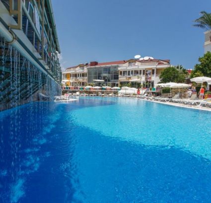 TU CASA GELIDONYA HOTEL