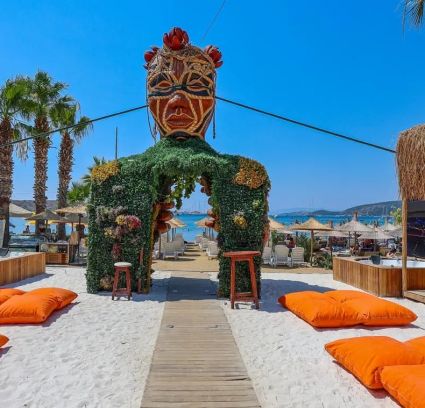 LADONIA LEO BEACH RESORT (Adults only 16+)