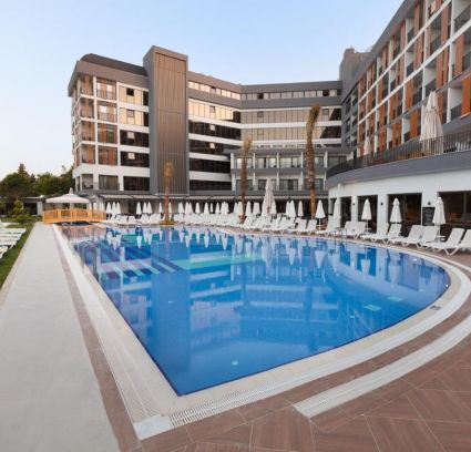 THE RAGA HOTEL