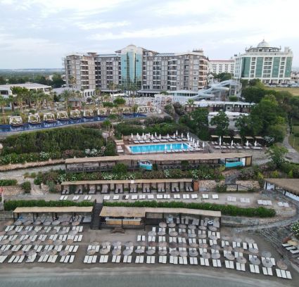 LAUR HOTELS